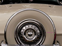 1956 Ford Thunderbird trunk