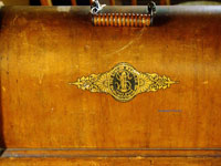 antique singer sewing machine case